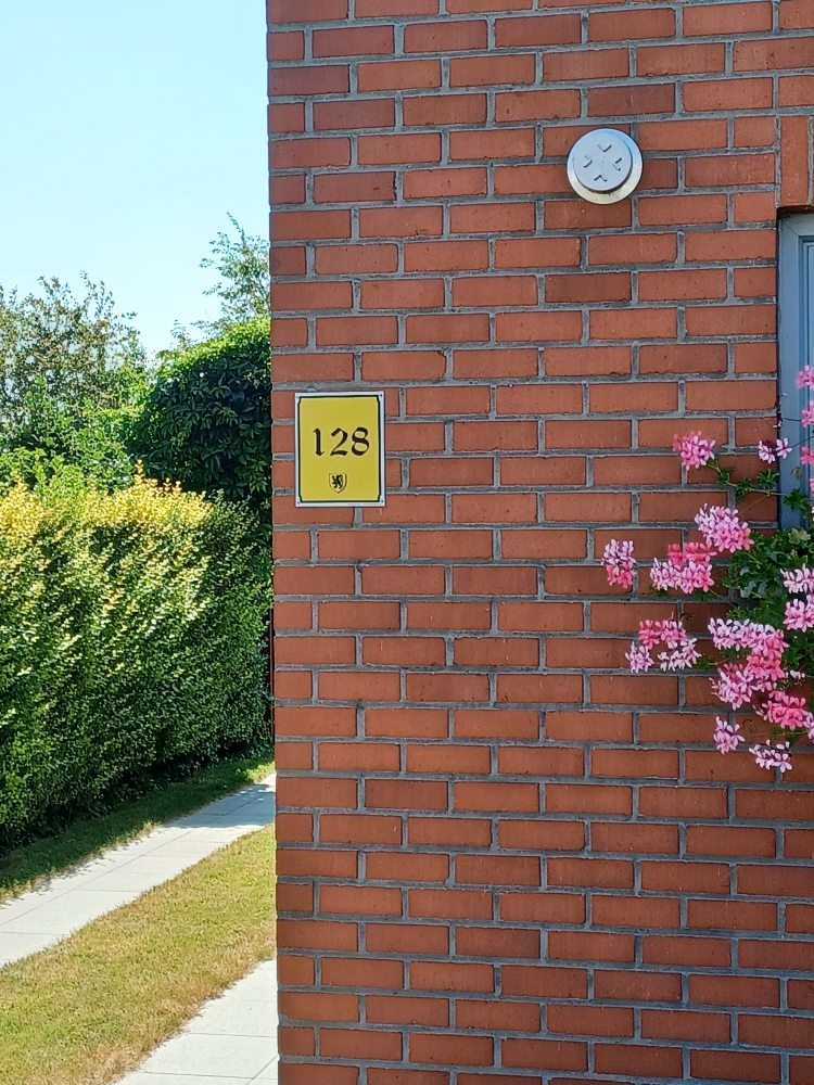 Huisnummer 128